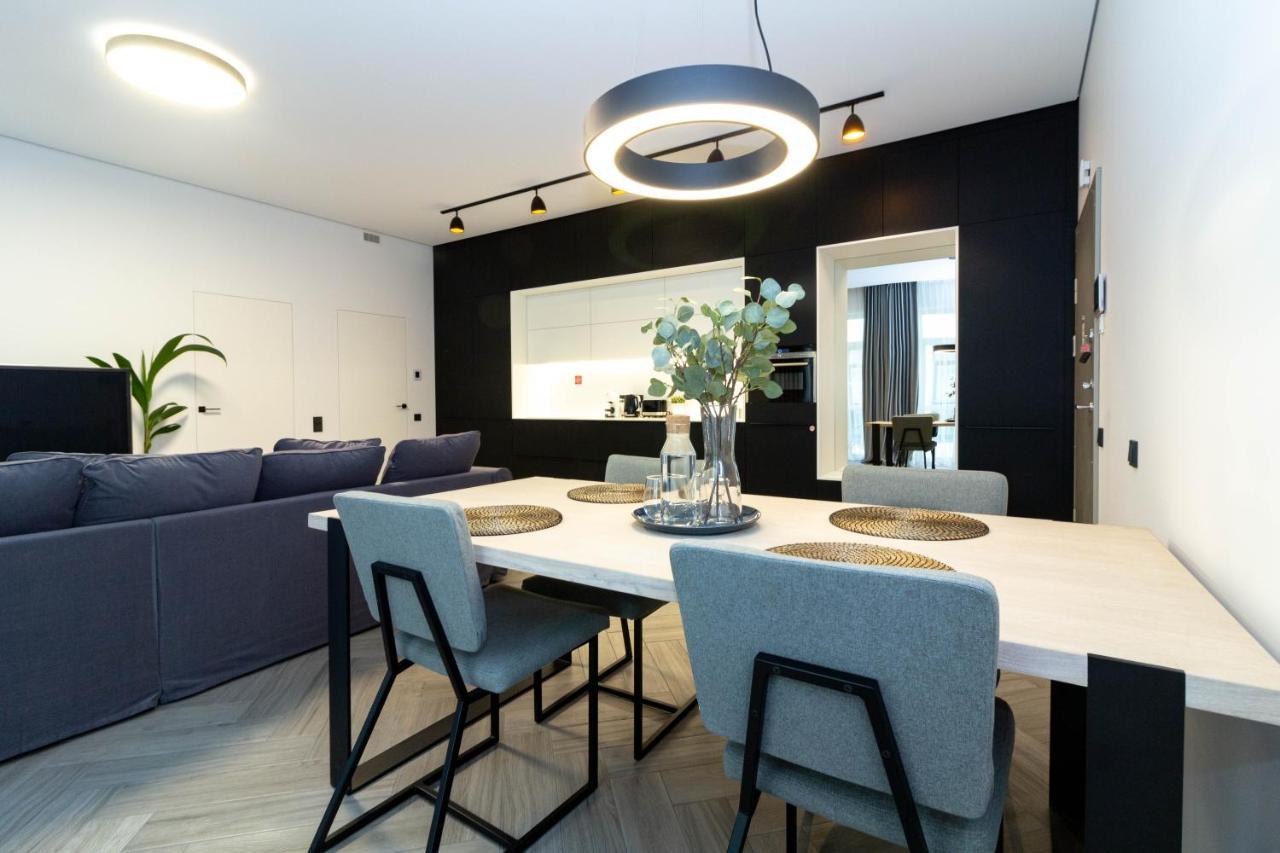 Cohost I Oldtown 60M2 Apt W-Garage Parking, Balcony & Self Check-In Vilnius Ngoại thất bức ảnh