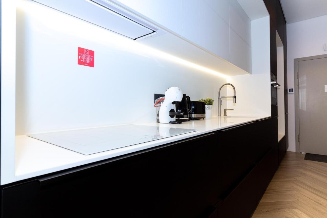 Cohost I Oldtown 60M2 Apt W-Garage Parking, Balcony & Self Check-In Vilnius Ngoại thất bức ảnh