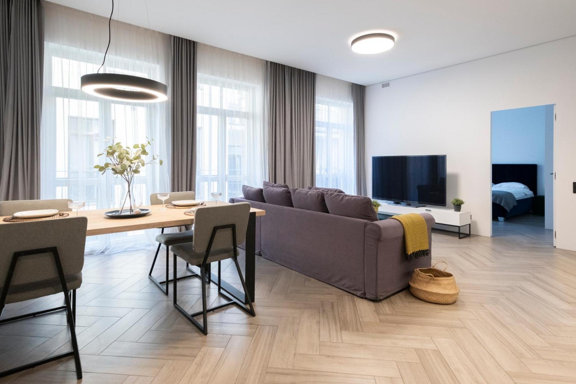 Cohost I Oldtown 60M2 Apt W-Garage Parking, Balcony & Self Check-In Vilnius Ngoại thất bức ảnh