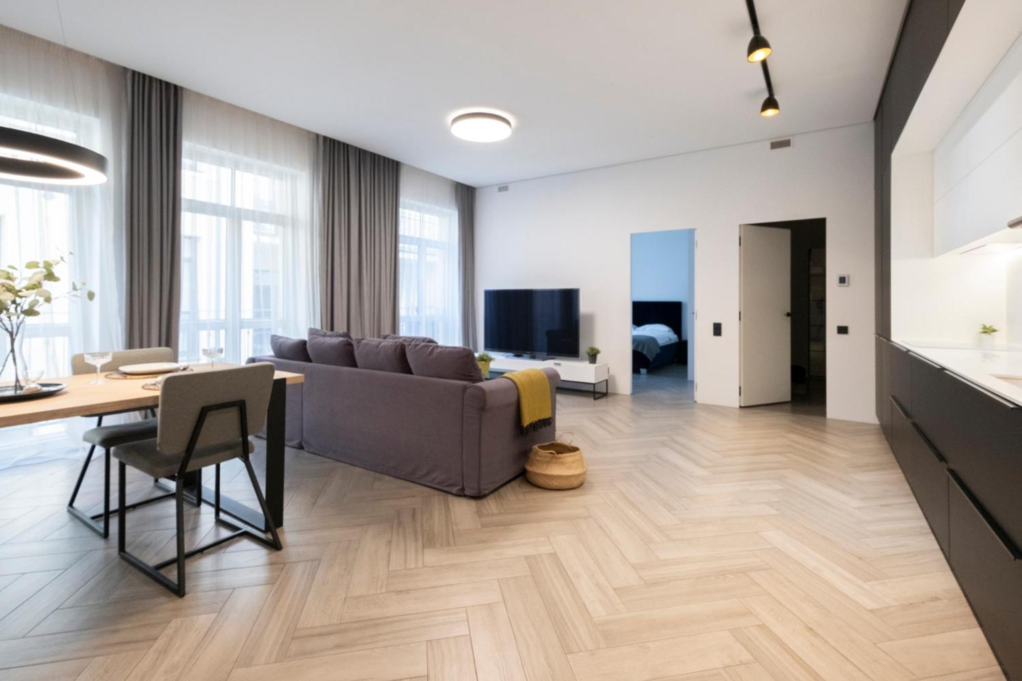 Cohost I Oldtown 60M2 Apt W-Garage Parking, Balcony & Self Check-In Vilnius Ngoại thất bức ảnh