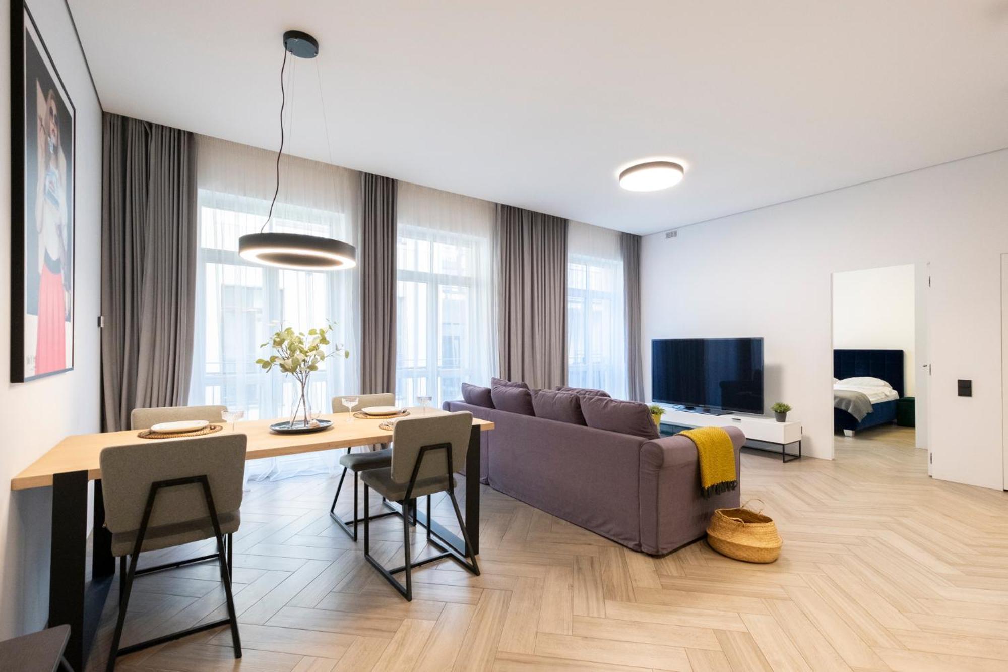 Cohost I Oldtown 60M2 Apt W-Garage Parking, Balcony & Self Check-In Vilnius Ngoại thất bức ảnh